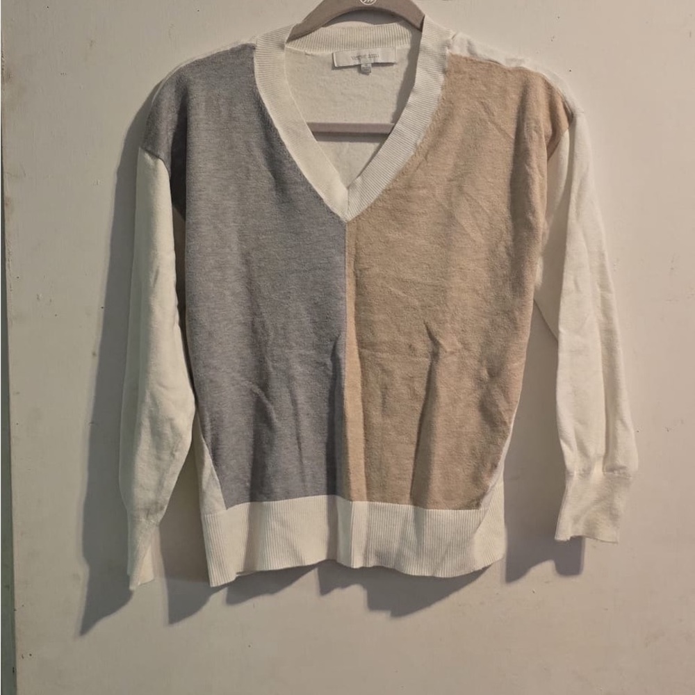 Verve Ami Men's V-Neck Colorblock Sweater - Gray and Tan
